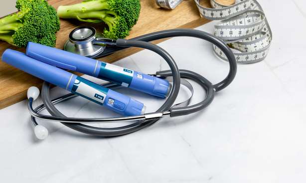 Ozempic Insulin injection pen or insulin cartridge pen for diabetics Abnehmen mit Medikamenten und gesundem Essen